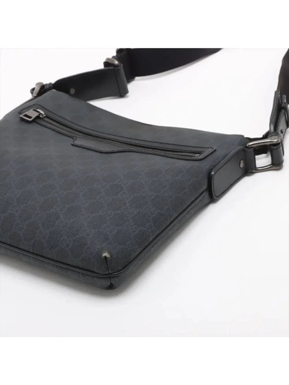 Gucci GG Supreme Leather Shoulder Bag Crossbody Messenger Business